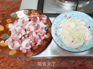 酱香酸辣藕丁的做法步骤：2
