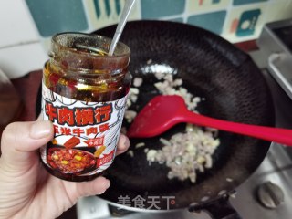 酱香酸辣藕丁的做法步骤：5
