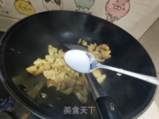 素炒有机菜花的做法步骤：7
