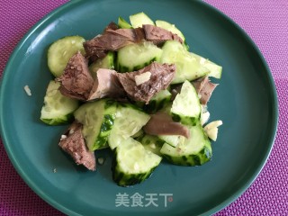 黄瓜拌鸽胸肉的做法步骤：10