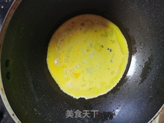 生菜蛋包饭的做法步骤：1