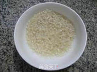 蟹肉棒生菜大米粥的做法步骤：1