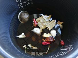 卤猪舌的做法步骤：6