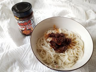 玉米牛肉酱拌面的做法步骤：5