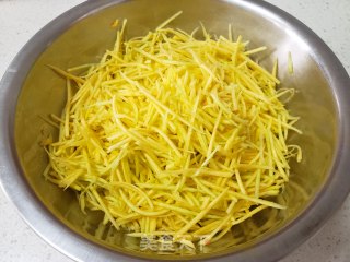 南瓜丝咸食的做法步骤：1