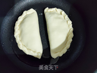 烫面韭菜盒子的做法步骤：11