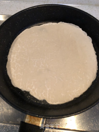 生菜手抓饼的做法步骤：1