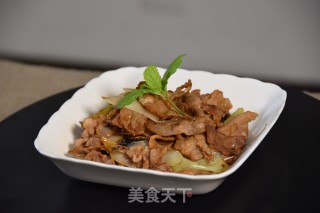葱爆羊肉的做法步骤：8
