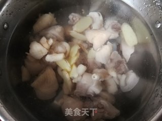 虫草花冬瓜鸡腿汤的做法步骤：5