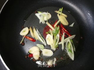 螺丝椒炒笋干的做法步骤：7