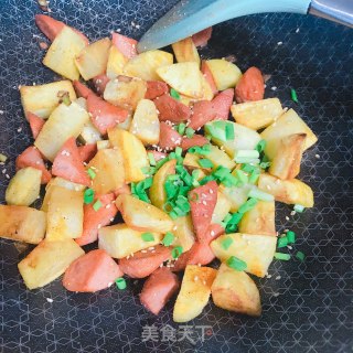 孜然火腿土豆的做法步骤：10