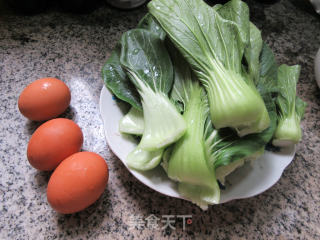 煎鸡蛋烧青菜的做法步骤：1