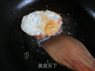 煎鸡蛋烧青菜的做法步骤：2