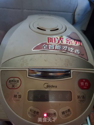 冰糖炖雪梨的做法步骤：5