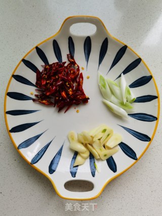 西芹千叶豆腐的做法步骤：4