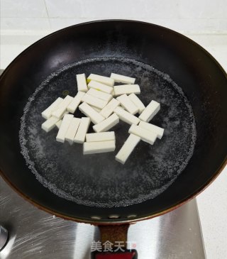 西芹千叶豆腐的做法步骤：5