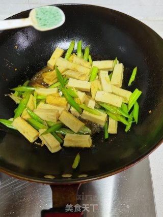 西芹千叶豆腐的做法步骤：14