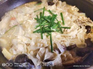鸡肉香菇腐皮汤的做法步骤：10