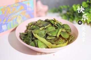 家常烧扁豆的做法步骤：1