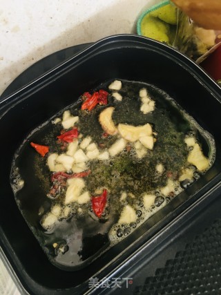 豆角焖卤肉的做法步骤：4