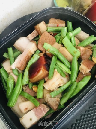 豆角焖卤肉的做法步骤：8