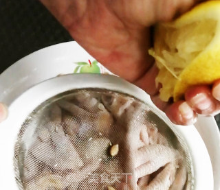 酸辣柠檬鸡爪的做法步骤：3