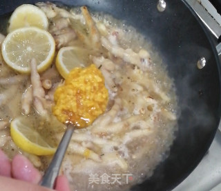 酸辣柠檬鸡爪的做法步骤：7
