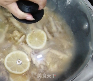 酸辣柠檬鸡爪的做法步骤：8