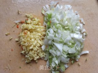 胡萝卜豆芽菠菜丸子的做法步骤：4