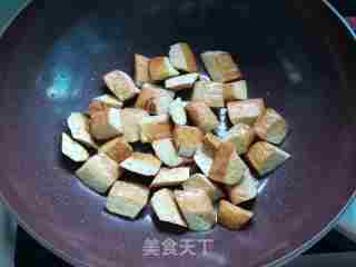 香干木耳炒鸡的做法步骤：5