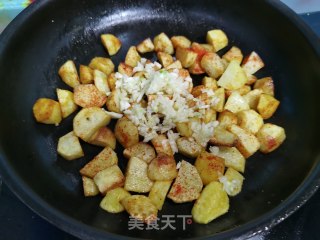 炕小土豆的做法步骤：7