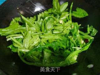辣炒油麦菜的做法步骤：3