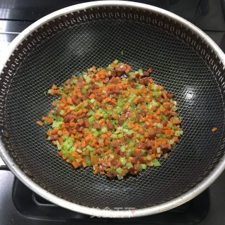 香芹火腿炒饭的做法步骤：5
