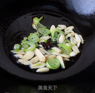 蒜片爆炒洋白菜的做法步骤：4