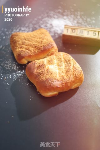 火腿芝士面包的做法步骤：1
