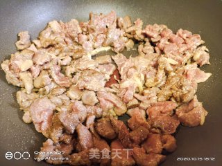 芹菜白菜梗炒牛肉的做法步骤：4