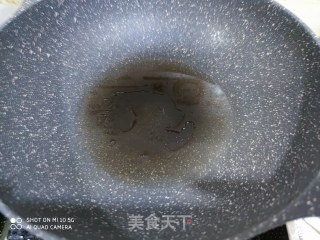 糖醋排骨的做法步骤：2