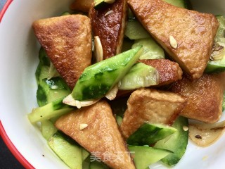黄瓜炒鱼豆腐的做法步骤：13