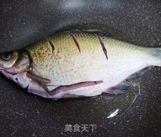 红烧扁鱼的做法步骤：3