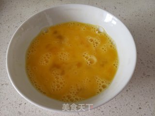 梅豆角炒鸡蛋的做法步骤：1