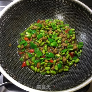 青椒炒毛豆的做法步骤：8