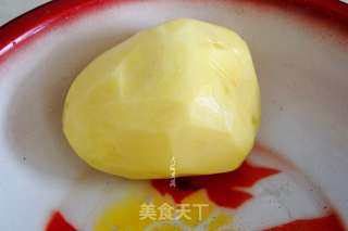 素炒土豆丝的做法步骤：1
