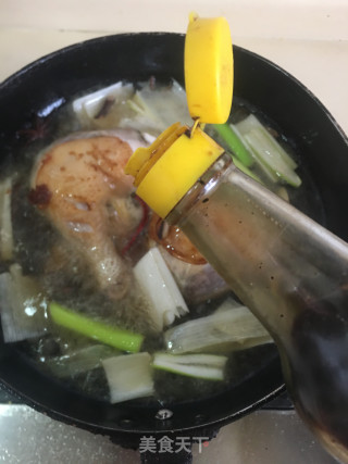 红烧鸡腿的做法步骤：6