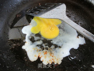 生菜培根手抓饼的做法步骤：4