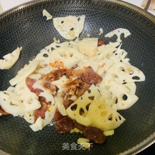 南乳炒藕片的做法步骤：5