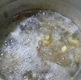 黄豆猪骨大米粥的做法步骤：6