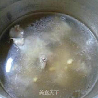 黄豆猪骨大米粥的做法步骤：7