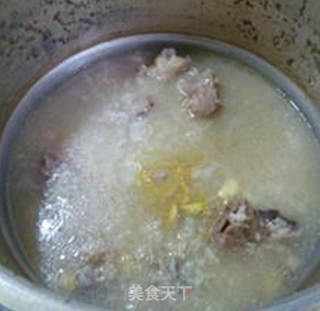 黄豆猪骨大米粥的做法步骤：9