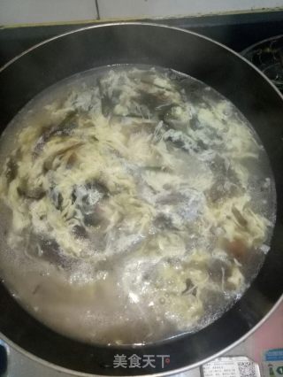 虾仁海带鸡蛋汤的做法步骤：8