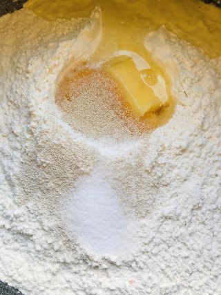 电饼铛版随心披萨的做法步骤：1